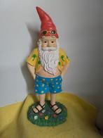 9202) mooie grote  kabouter  in zomer tenu  hoog  38cm, Tuin en Terras, Tuinbeelden, Ophalen of Verzenden, Zo goed als nieuw