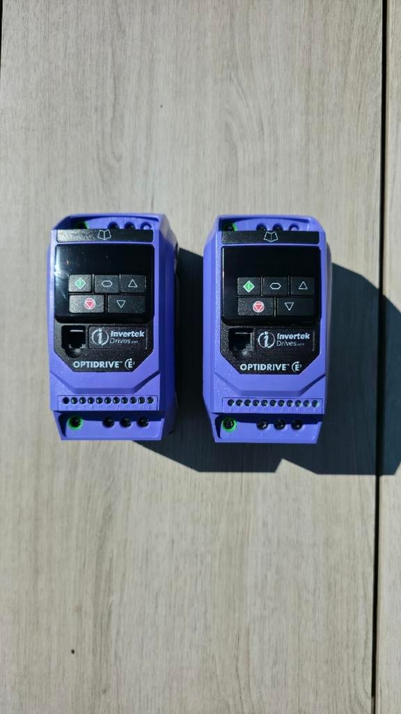Invertek Optidrive E3 ODE-3-120023-1F12 Frequentieregelaar, Hobby en Vrije tijd, Elektronica-componenten, Ophalen of Verzenden