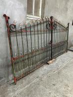 Antiek vol smeedijzeren hek of poort 3m20 met sierpinnen, Ophalen, Gebruikt, IJzer, Tuinhek