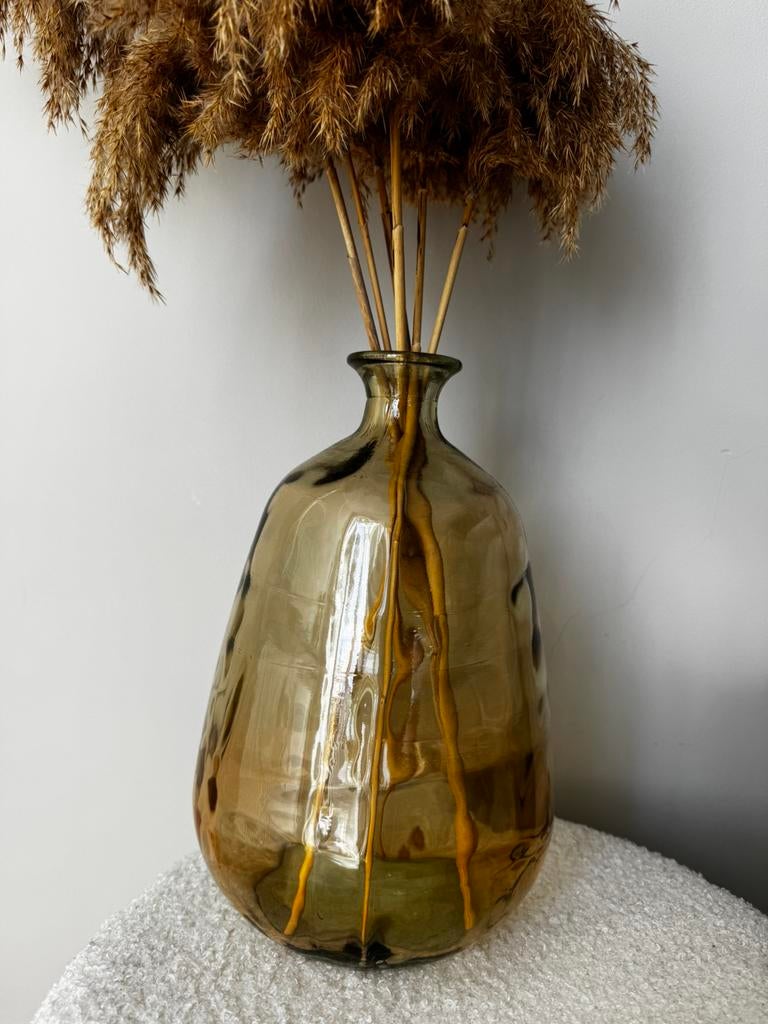 Bruine vaas, Huis en Inrichting, Woonaccessoires | Vazen, Ophalen, Overige kleuren, Minder dan 50 cm, Glas