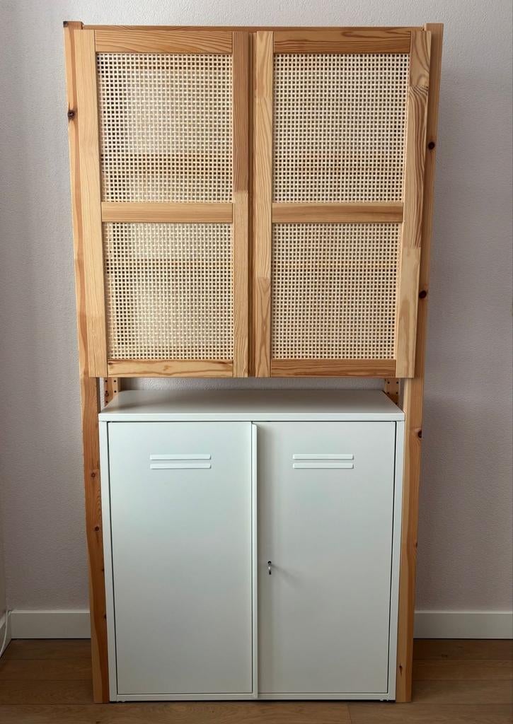 Ikea Ivar wand/stellingkast & locker metalen kast NIEUWSTAAT, Huis en Inrichting, Kasten | Stellingkasten, Ophalen, Zo goed als nieuw