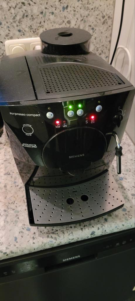 Siemens Surpresso Compact, Witgoed en Apparatuur, Koffiezetapparaten, Gebruikt, Koffiebonen, Espresso apparaat, Stoompijpje, Ophalen of Verzenden