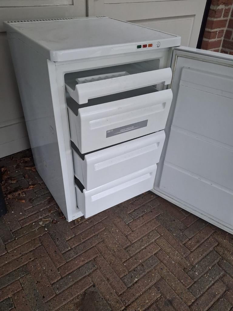 Diepvries Zanussi tafelmodel, Ophalen, Gebruikt, Minder dan 60 cm, 85 tot 120 cm