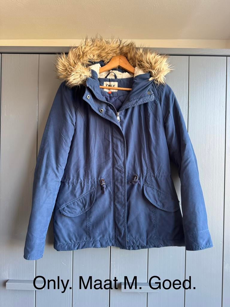 Only winterjas met teddy voering en afneembare bontkraag, Kleding | Dames, Jassen | Winter, Ophalen of Verzenden, Gedragen, Maat 38/40 (M)