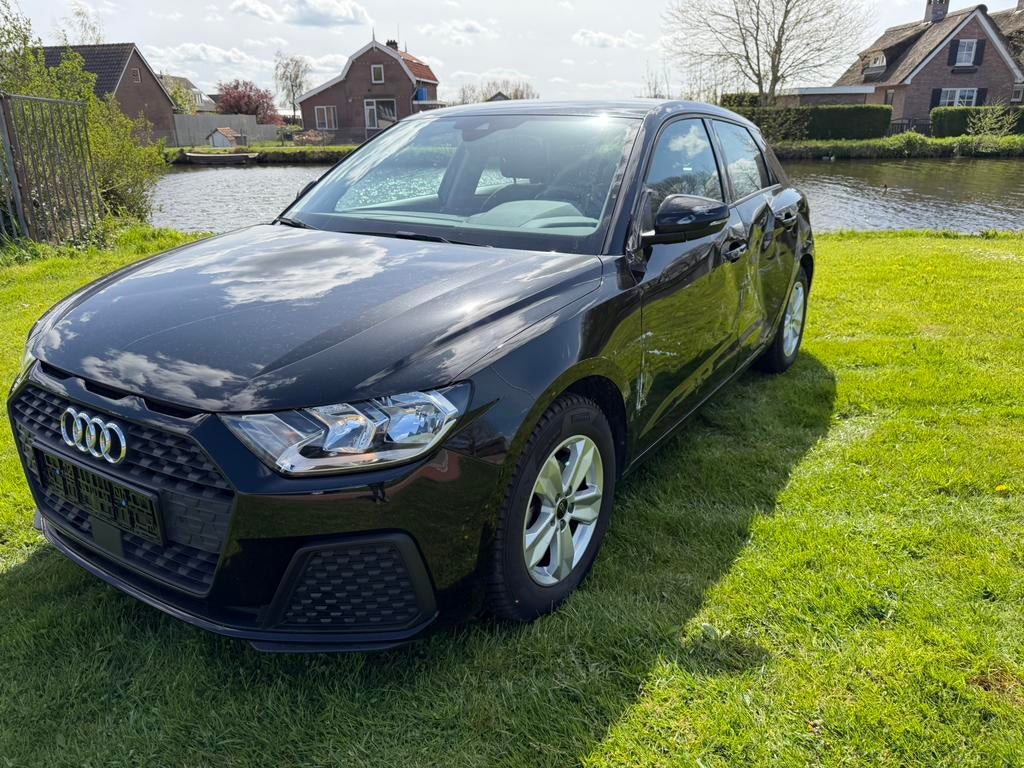 AUDI A1 SPORTBACK | CLIMA | CARPLAY | CRUISE | VIRTUEEL, Auto diversen, Schadeauto's, Ophalen, Zwart, Handgeschakeld, Audi