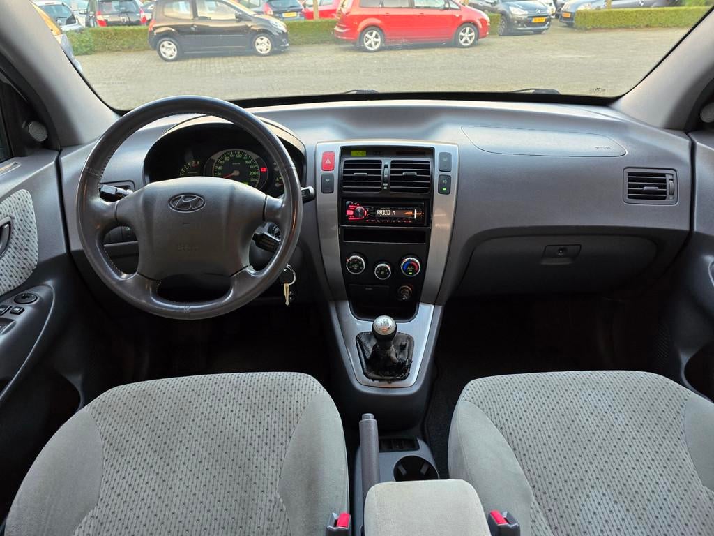 Hyundai Tucson 2.0i Dynamic Apk |Nap |Airco |Youngtimer, Auto's, Gebruikt, 4 cilinders, Origineel Nederlands, Handgeschakeld