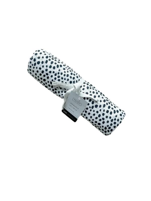 nieuw: Meyco hydrofiele doek / swaddle 120x120 cm dots, Ophalen of Verzenden, Nieuw, 100 cm of meer, Bakerzak of Bakerdoek