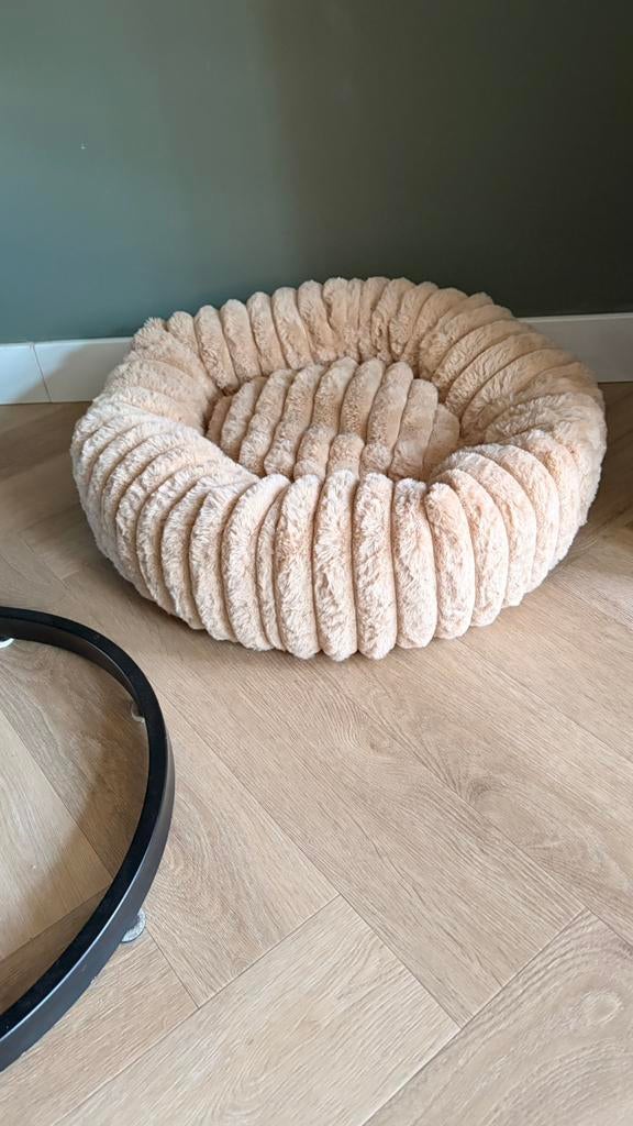 Luxe mand voor hond en kat nieuw, Ophalen of Verzenden, Nieuw, Pluche