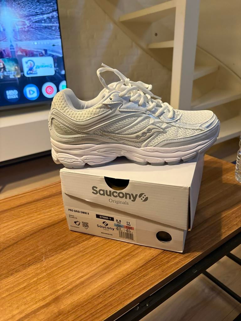 Saucony Omni 9 white sneakers, Kleding | Heren, Schoenen, Ophalen of Verzenden, Zo goed als nieuw, Wit, Sneakers of Gympen