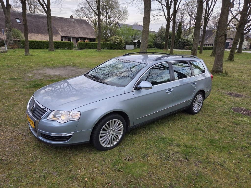 Volkswagen Passat 2.0 FSI 110KW Variant 2006 Blauw, Auto's, Volkswagen, Voorwielaandrijving, Stof, Zwart, 4 cilinders