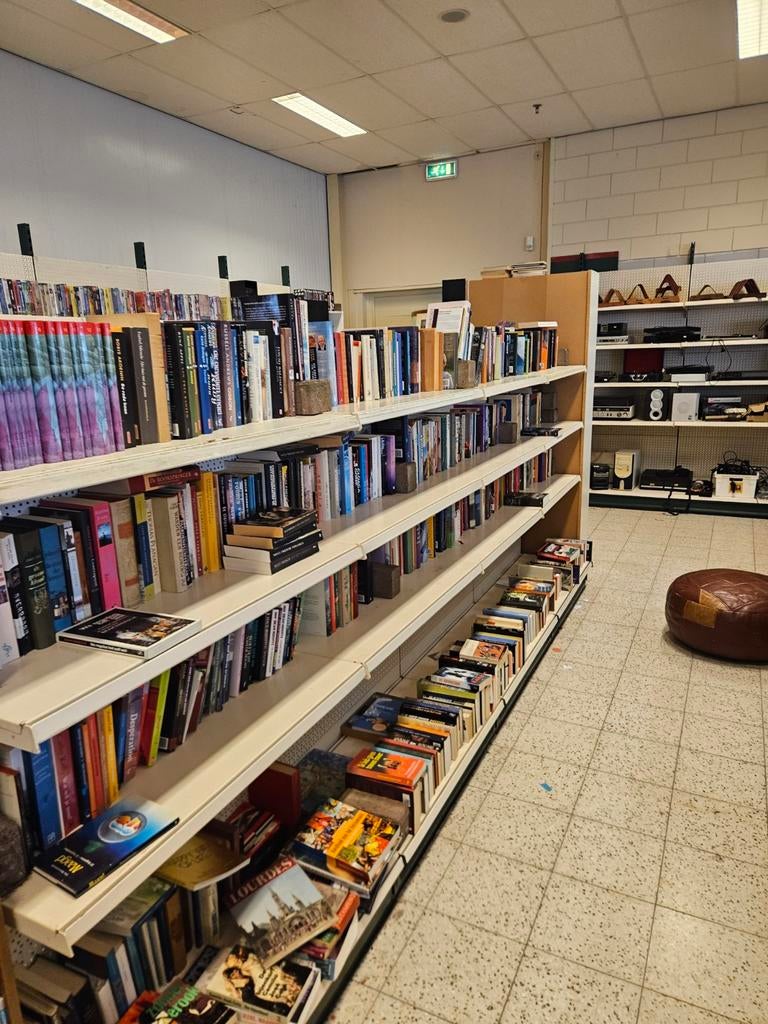 Diverse boeken: romans, non-fictie en meer. €1,- per stuk!!!, Ophalen of Verzenden, Gelezen, Diverse auteurs
