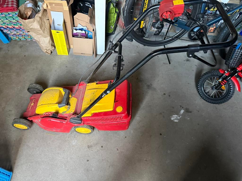 Wolfgarten 2.32-E1 grasmaaier, Ophalen, Cirkelmaaier, Gebruikt, Elektrische grasmaaier