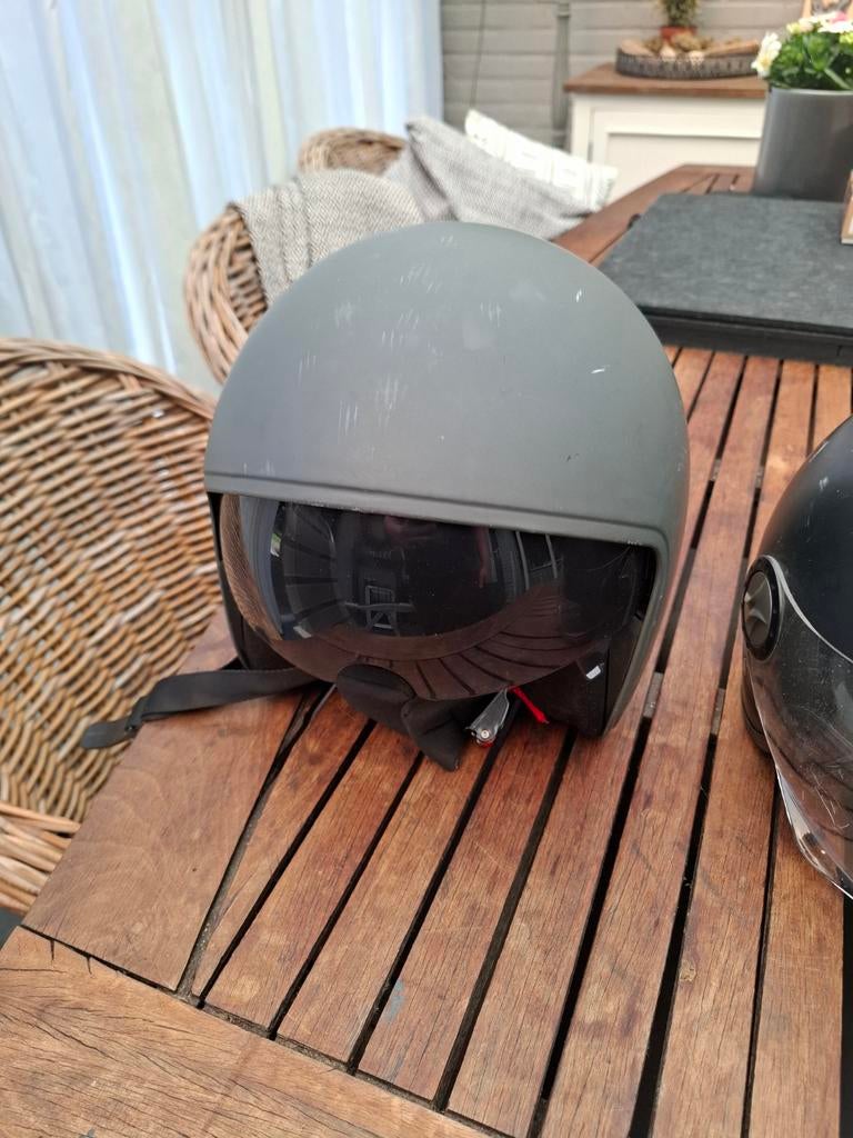 Scooterhelmen (maat S en XS - Gebruikt, zacht prijsje, Fietsen en Brommers, Brommerhelmen, Ophalen, Gebruikt, Extra small of kleiner