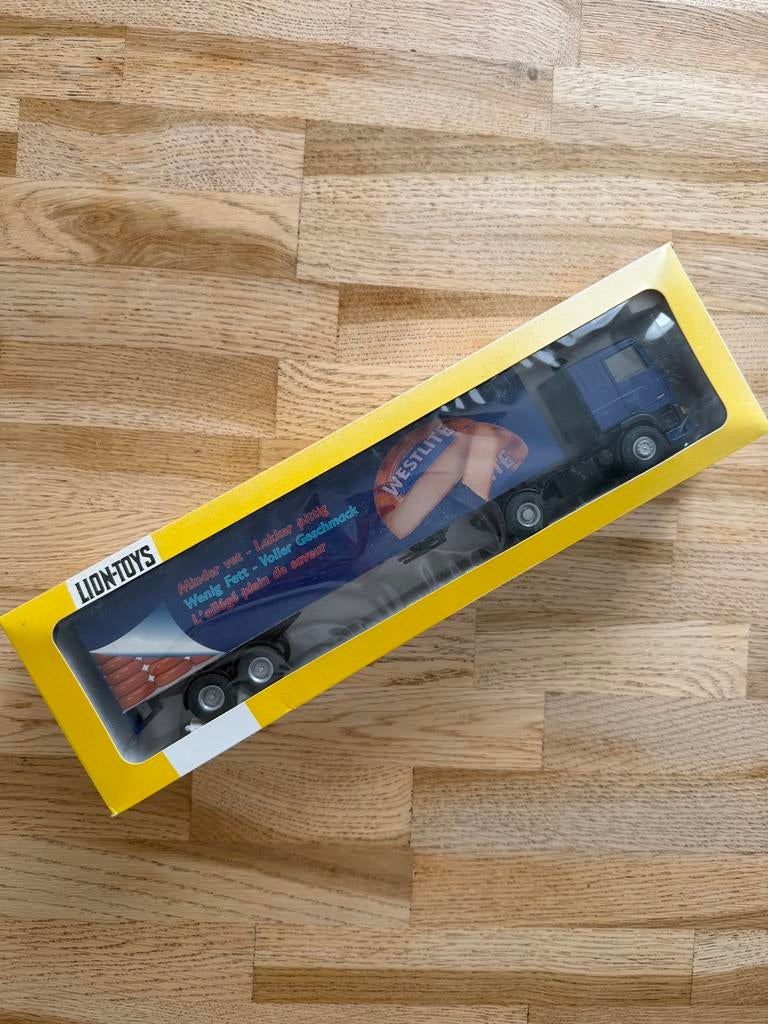 Nieuw in doos - lion toys, Hobby en Vrije tijd, Modelauto's | 1:50, Ophalen, Zo goed als nieuw, Bus of Vrachtwagen, Lion Toys