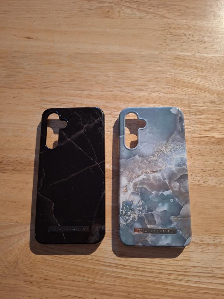 2 ideal of sweden telefoonhoesjes, Ophalen of Verzenden