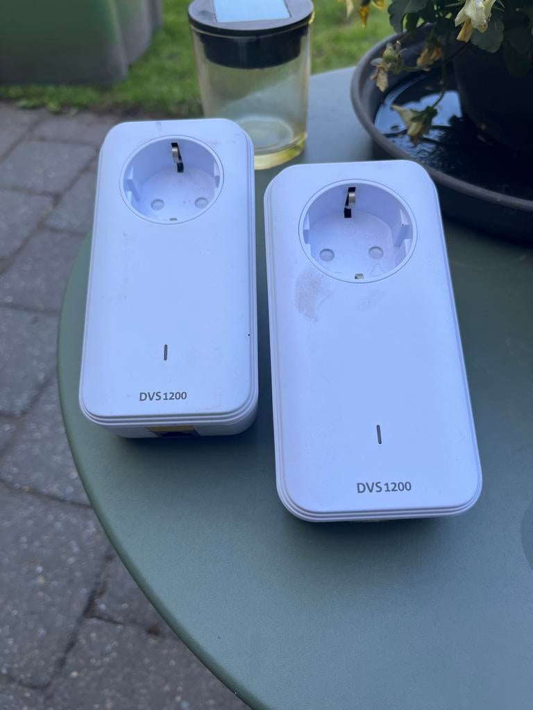 DVS 1200 Powerline Adapters (2 stuks), Computers en Software, Netwerk switches, Gebruikt, Ophalen