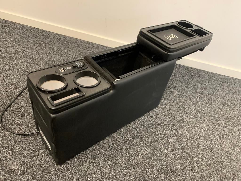 Luxe Middenconsole met Draadloos Opladen en USB-poorten, Ophalen of Verzenden, Zo goed als nieuw