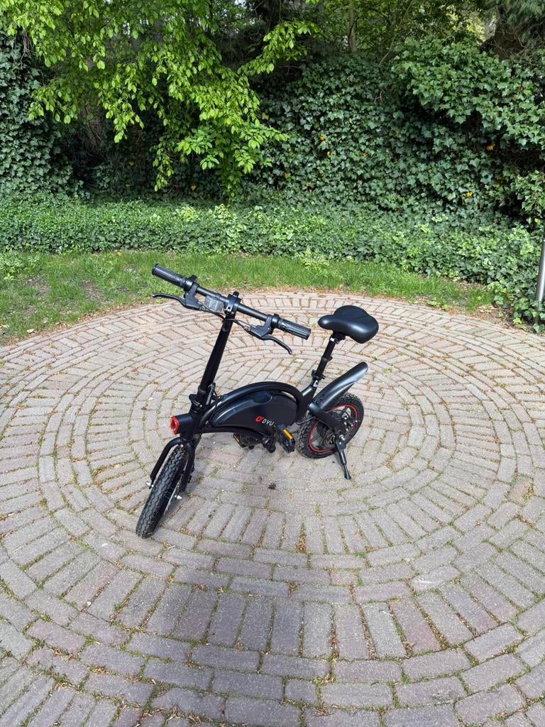 Fiets DYU, Fietsen en Brommers, Elektrische fietsen, Ophalen, Zo goed als nieuw, 30 tot 50 km per accu, Overige merken