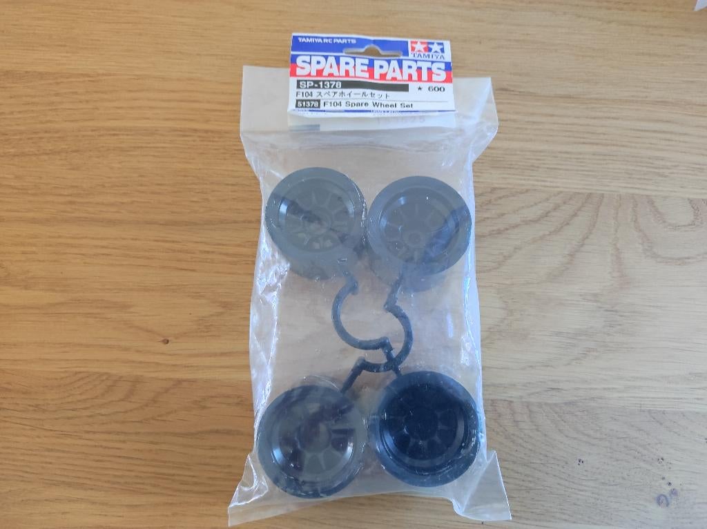 Nieuwe Tamiya F104 Mesh Wheel Set Foam Tires #51378, Hobby en Vrije tijd, Modelbouw | Radiografisch | Auto's, Elektro, Nieuw, Ophalen of Verzenden
