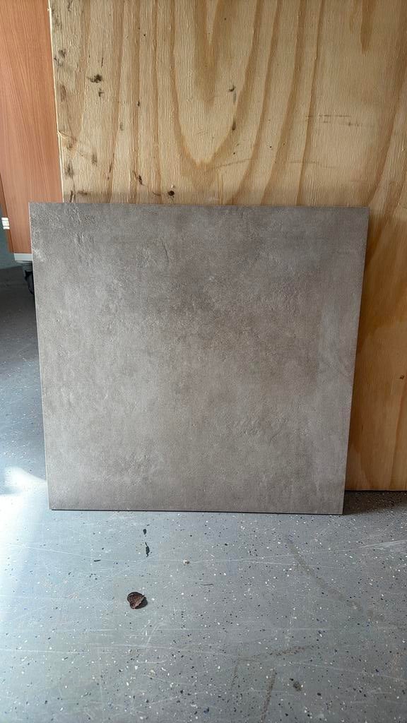 Badkamer wc tegels. 60x60., Doe-het-zelf en Verbouw, Tegels, Ophalen of Verzenden, Zo goed als nieuw, Minder dan 5 m², Vloertegels