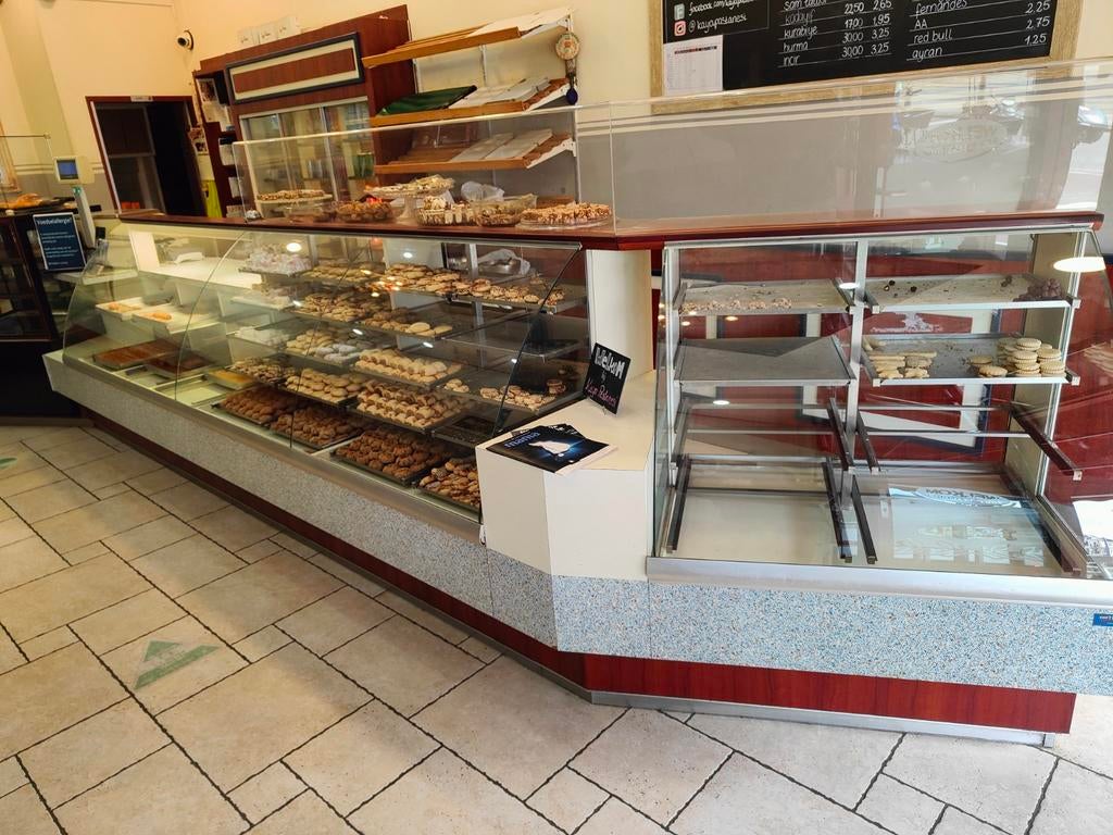 Bakkerij etalages/vitrines, Ophalen