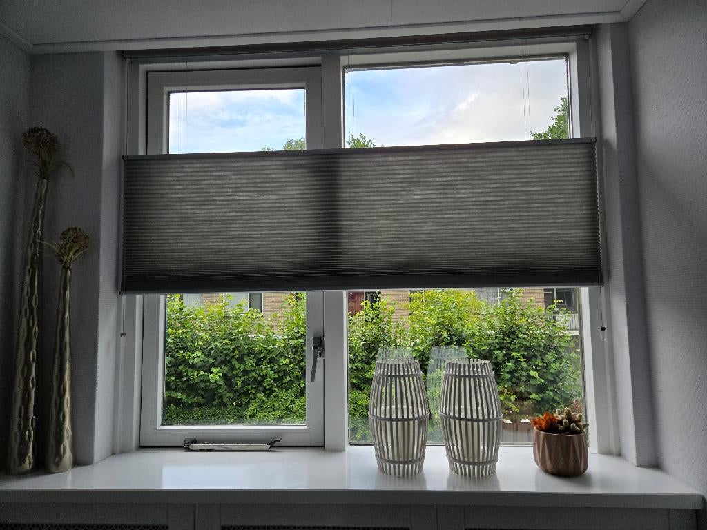 Stijlvol Plissé Gordijn – Flexibele Lichtinval, Huis en Inrichting, Stoffering | Gordijnen en Lamellen, Ophalen, Strak & Tijdloos