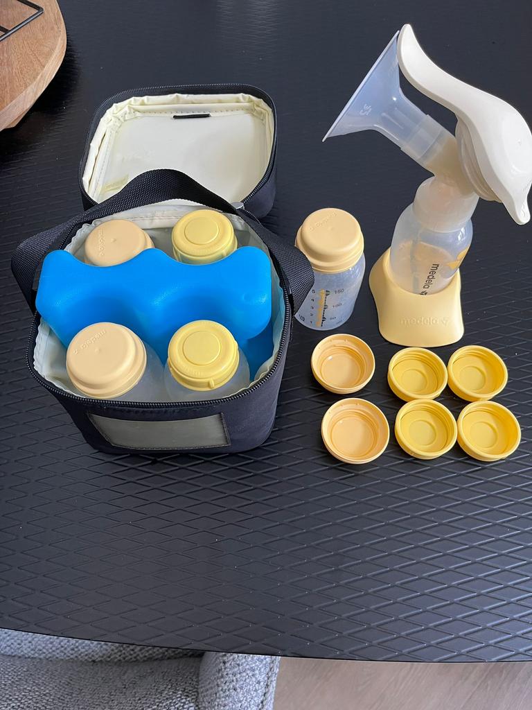 Handkolf medela, Kinderen en Baby's, Babyvoeding en Toebehoren, Ophalen of Verzenden, Zo goed als nieuw, Borstkolf