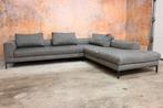 ZGAN grijze Design on Stock Aikon Lounge design hoekbank, Huis en Inrichting, Banken | Bankstellen, Design on Stock, Hoekbank