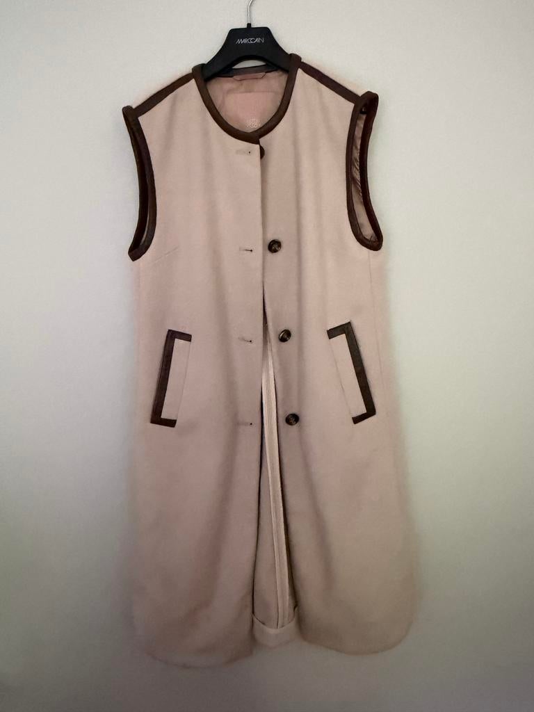 Lange roomwitte flanellen bodywarmer met leer - Maat 38, Ophalen of Verzenden, Zo goed als nieuw, Maat 38/40 (M), Overige kleuren