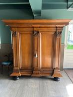 Antieke eiken Mechelse kleding/linnenkast, Ophalen