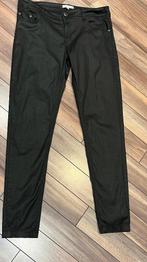 CL Essentials broek, Maat 38/40 (M), Zwart, CL Essentials, Ophalen of Verzenden