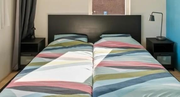 Gratis ophalen: Ikea Malm bed 180x200 met lattenbodems, Huis en Inrichting, Ophalen, Zwart, Tweepersoons, 180 cm