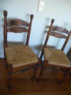 2 houten boerenknopstoelen met rieten zitting, Antiek en Kunst, Ophalen
