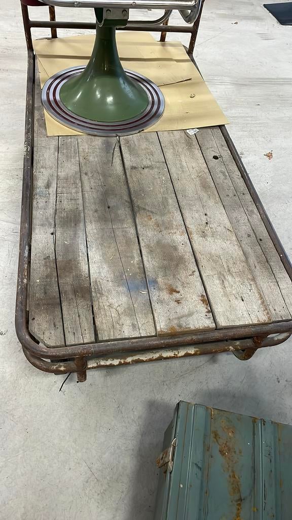 Vintage platte kar, Tuin en Terras, Kruiwagens, Ophalen of Verzenden, Zo goed als nieuw