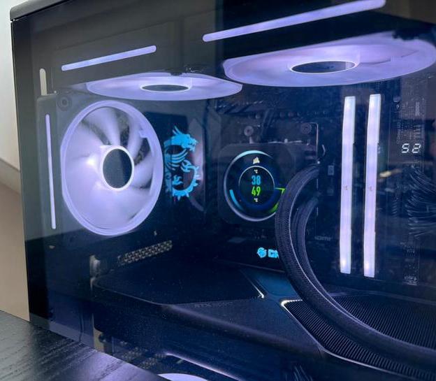 Corsair iCUE H150i Elite Capellix XT Zwart met Elite LCD, Computers en Software, Computerkoelers, Zo goed als nieuw, Waterkoeling