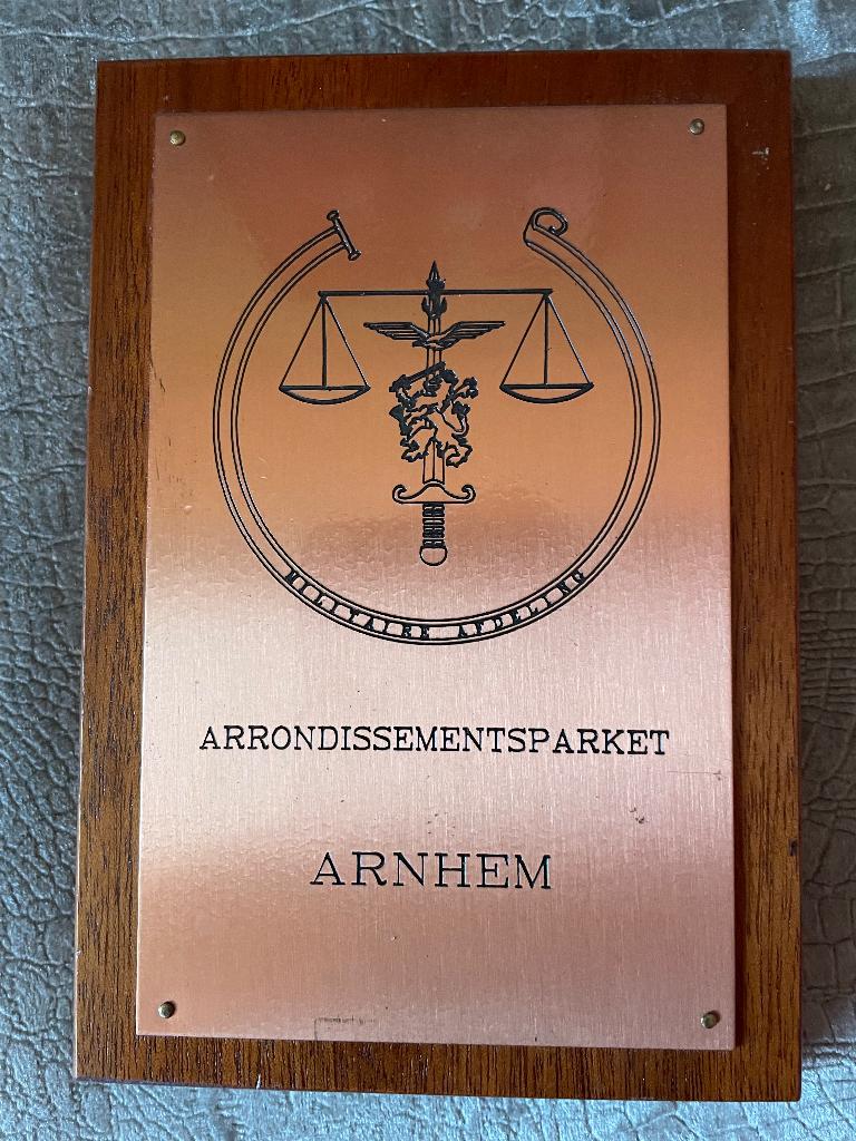 tegel Arrondissementsparket Arnhem, Ophalen of Verzenden
