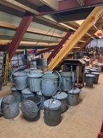 Zinken afvalemmer/teil en draadmand, Ophalen