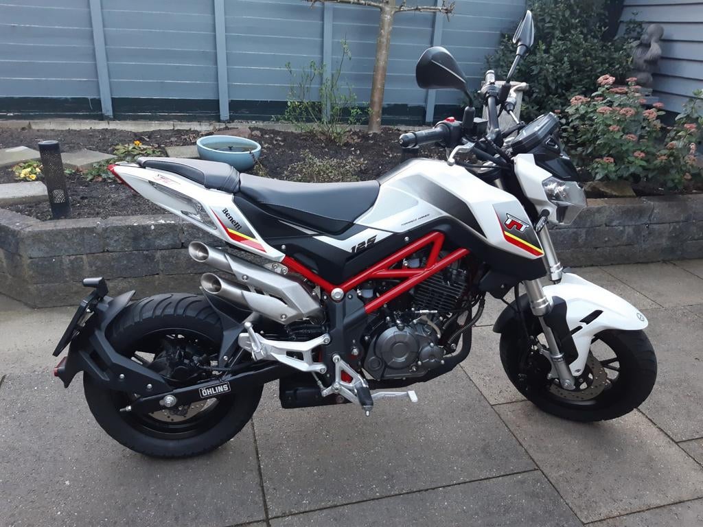 Mooie sportieve originele Benelli TNT 125 A1 motor te koop, Particulier, 125 cc, 11 kW of minder, 1 cilinder