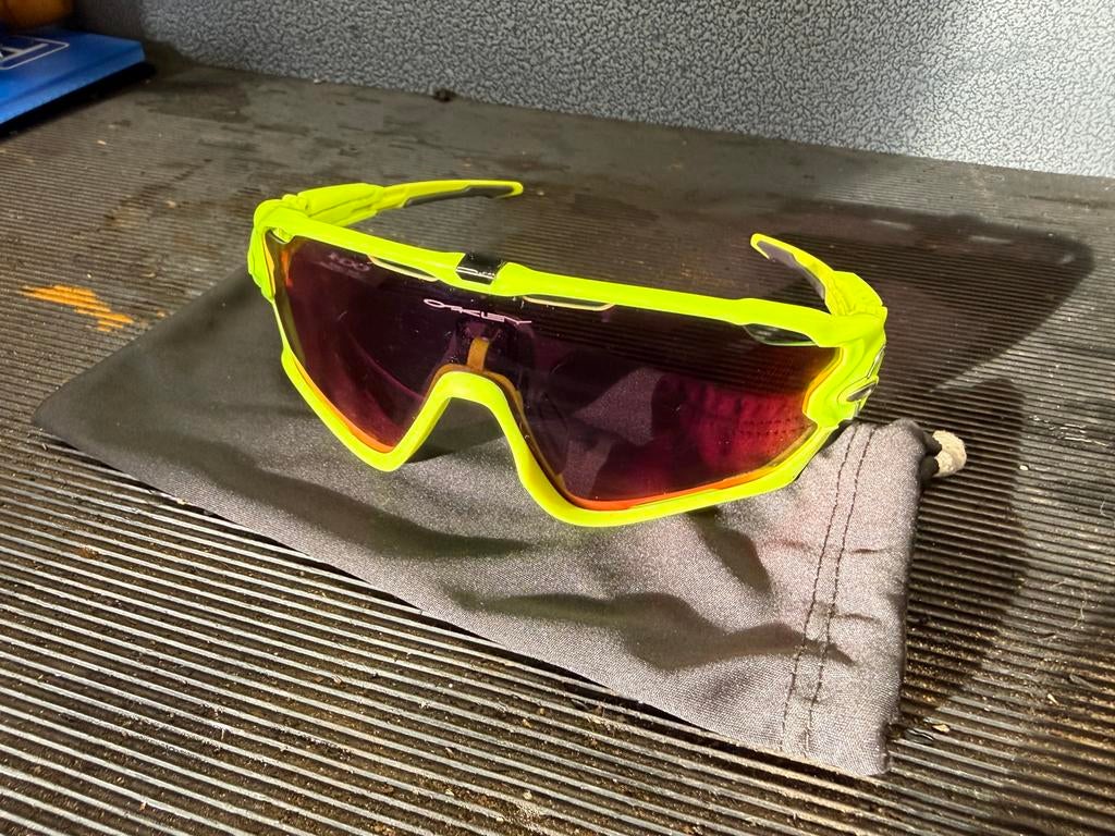 Oakley Jawbreaker, Zonnebril, Geel, Ophalen of Verzenden, Zo goed als nieuw