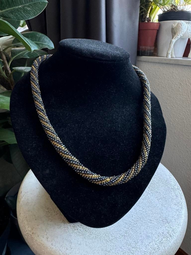 vintage beaded necklace, Verzenden, Zo goed als nieuw, Overige materialen