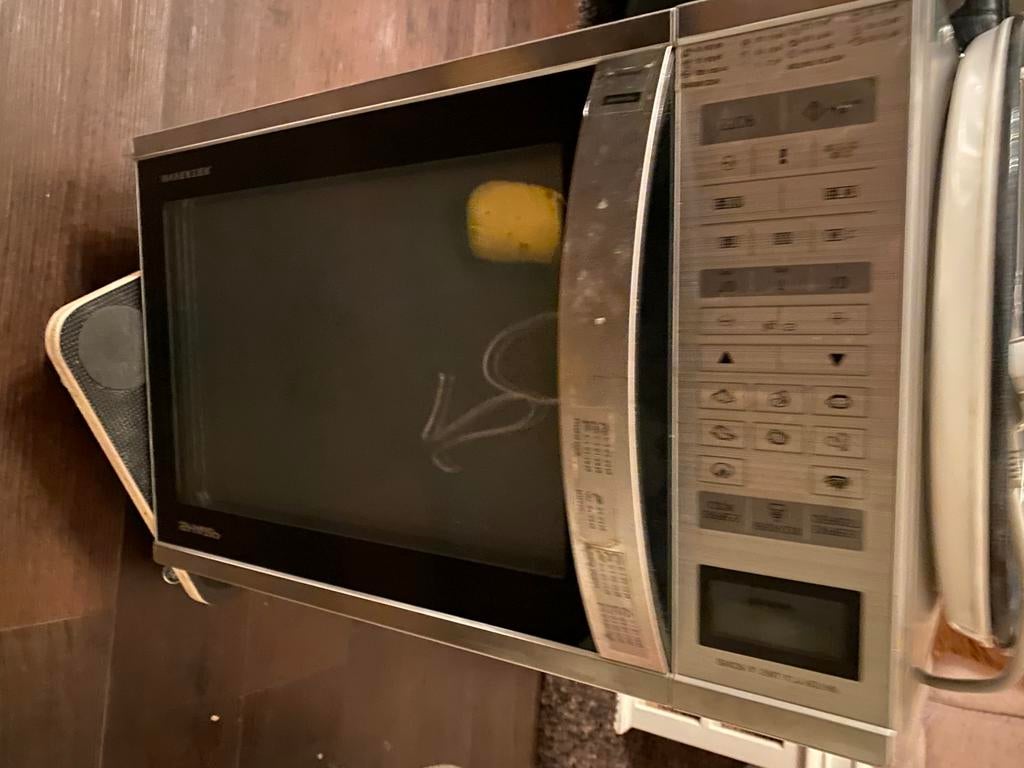 Sharp combi magnetron, Witgoed en Apparatuur, Magnetrons, Ophalen, Gebruikt