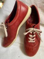 Ecco 42  rode veterschoen advertentie 18, Kleding | Dames, Schoenen, Ophalen of Verzenden, Sneakers of Gympen, Gedragen, Rood