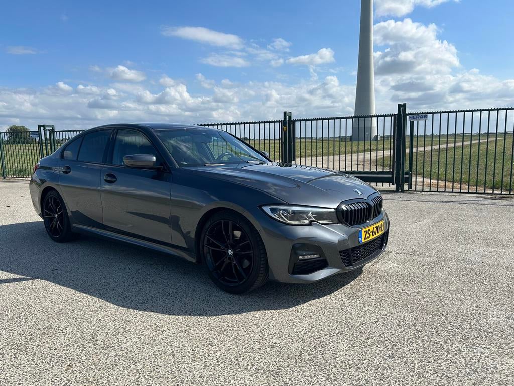 BMW 3-Serie 320i 184pk Aut 2019 Grijs, Auto's, 1998 cc, Zwart, 4 cilinders, 75 €/maand