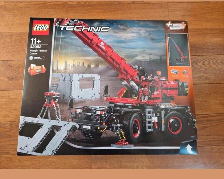 Nieuw: LEGO Technic Kraan voor alle Terreinen (42082), Kinderen en Baby's, Speelgoed | Duplo en Lego, Ophalen