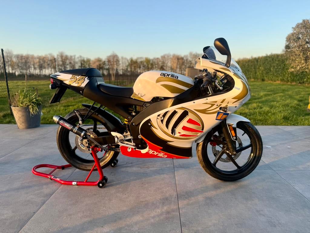 Aprilia Rs 50 *Manuel Poggiali*, Bedrijf, Super Sport