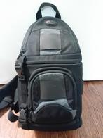 Lowepro cameratas met regenhoes en veel vakken, Ophalen of Verzenden, Gebruikt, Rugtas, Lowepro