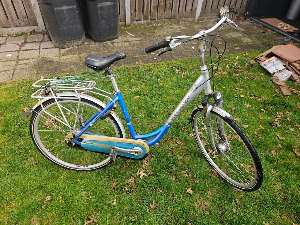 Mooie grote fiets 61 inch, Fietsen en Brommers, Fietsen | Dames | Omafietsen, 56 cm of meer, Ophalen of Verzenden, Raleigh