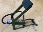 SKS Voetpomp met drukmeter, Ophalen of Verzenden, Drukmeter, Gebruikt