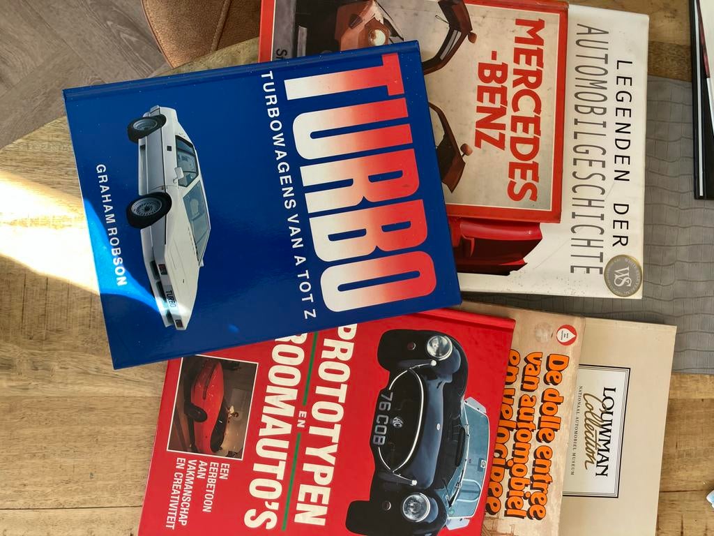 Boeken over auto's: Turbo, Mercedes, Prototypes, Louwman, Ophalen, Gelezen, Mercedes