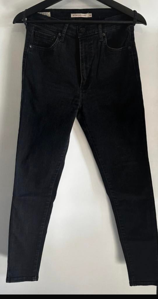 Levi's Mile high super skinny jeans maat 26, Ophalen of Verzenden, Zo goed als nieuw, Zwart, W27 (confectie 34) of kleiner